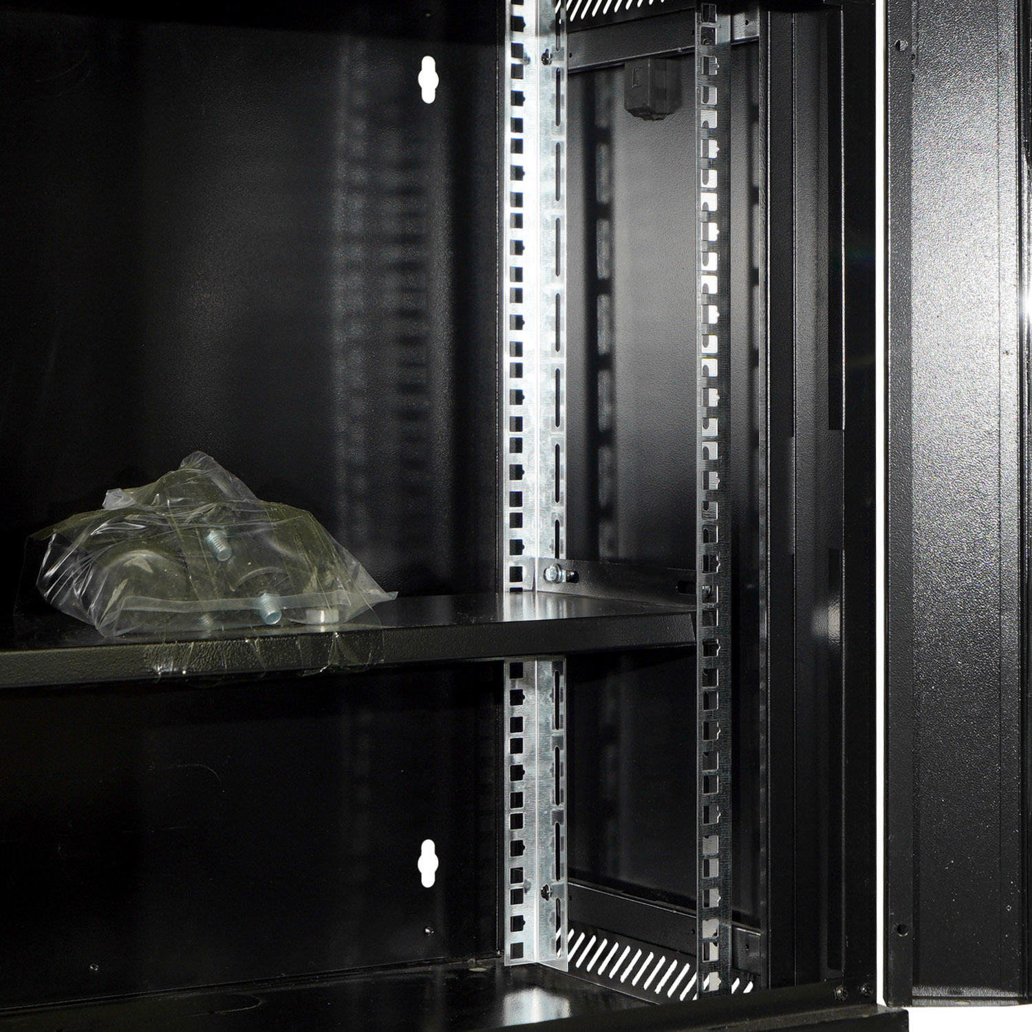 9U Server Rack Cabinet – SPCC Cold Rolled Steel, 50kg Load Capacity – IP20 Rated Network Enclosure for DVR & NVR, PABX & Servers (RAL9004 Black)